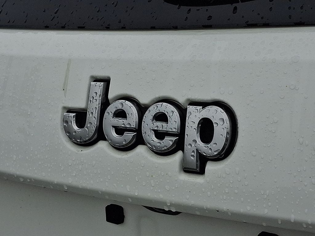 2016 Jeep Grand Cherokee Summit