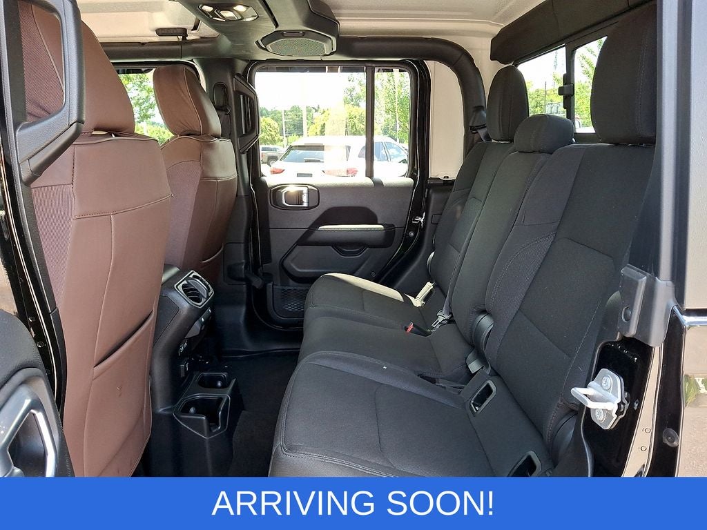 2021 Jeep Gladiator Overland