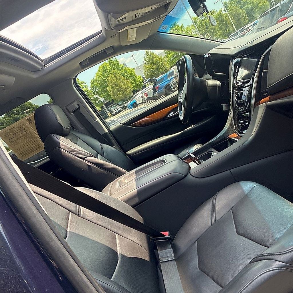 2019 Cadillac Escalade Luxury