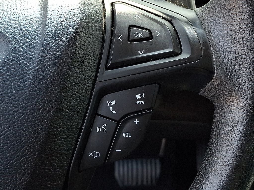 2018 Ford Edge SE