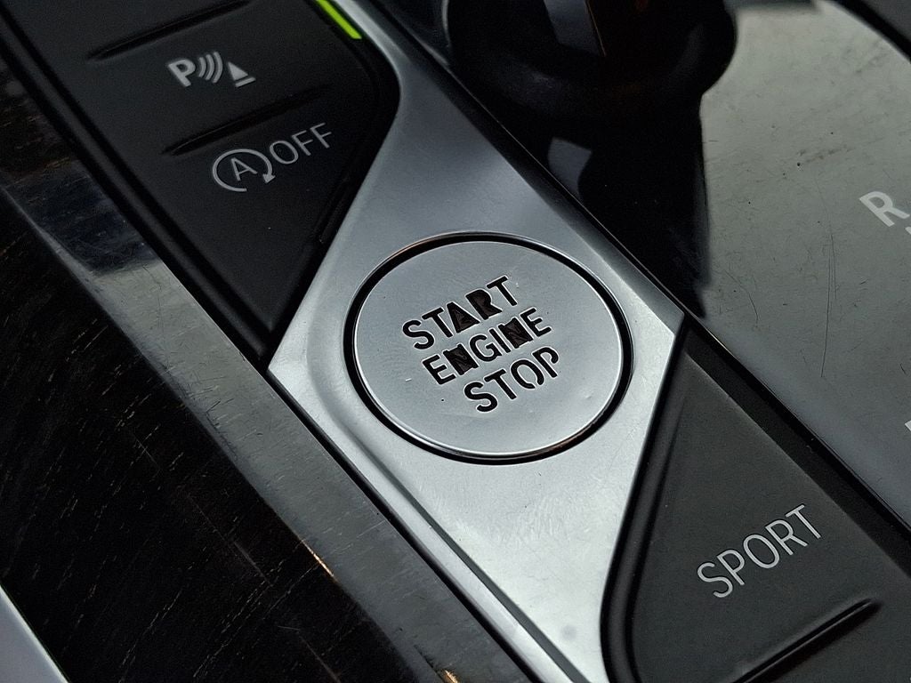 2021 BMW 3 Series 330i