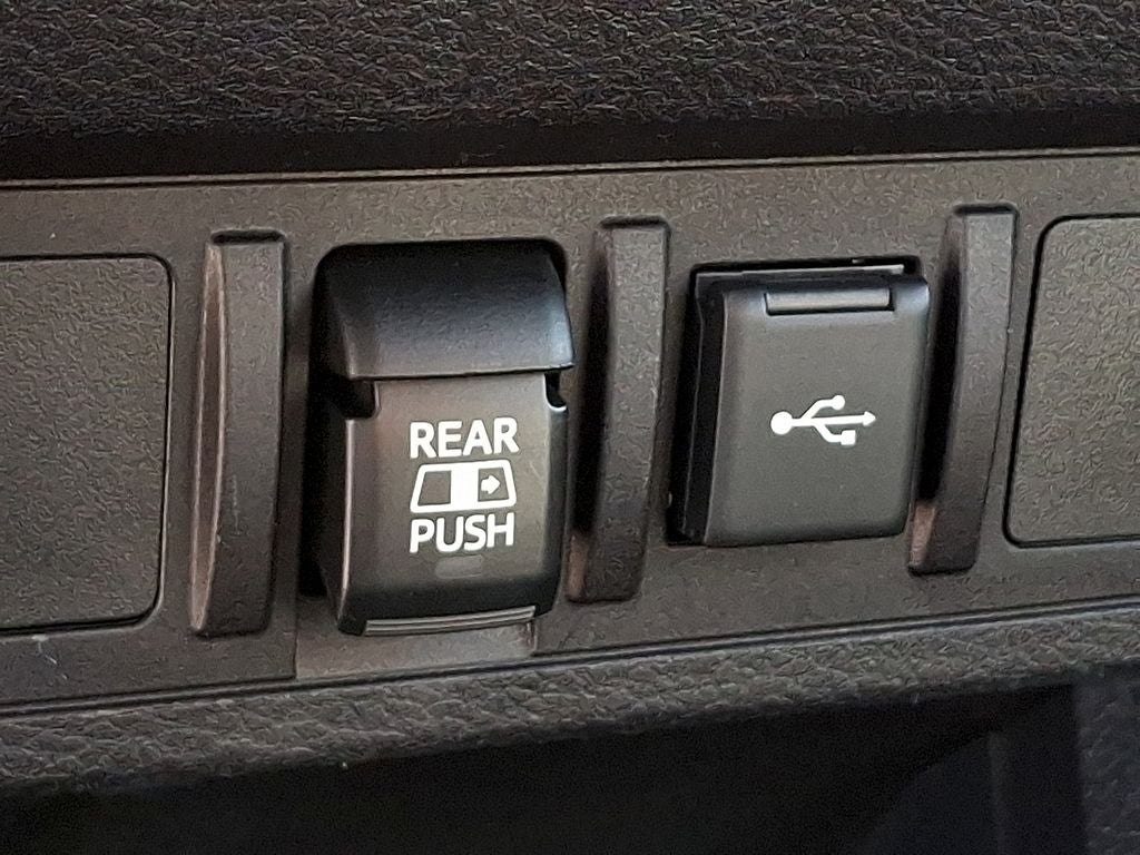 2020 Toyota Tacoma SR5 V6