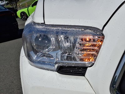 2020 Toyota Tacoma SR5 V6