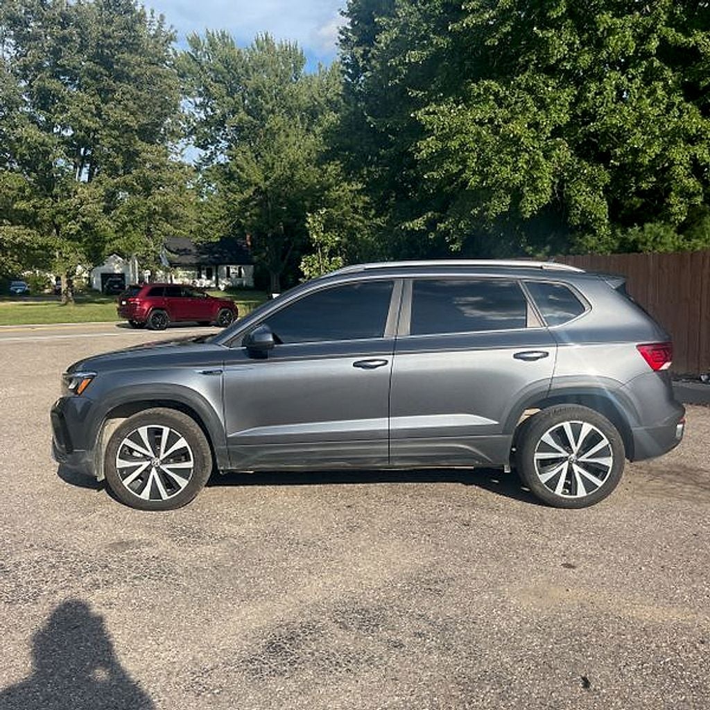2023 Volkswagen Taos 1.5T SE