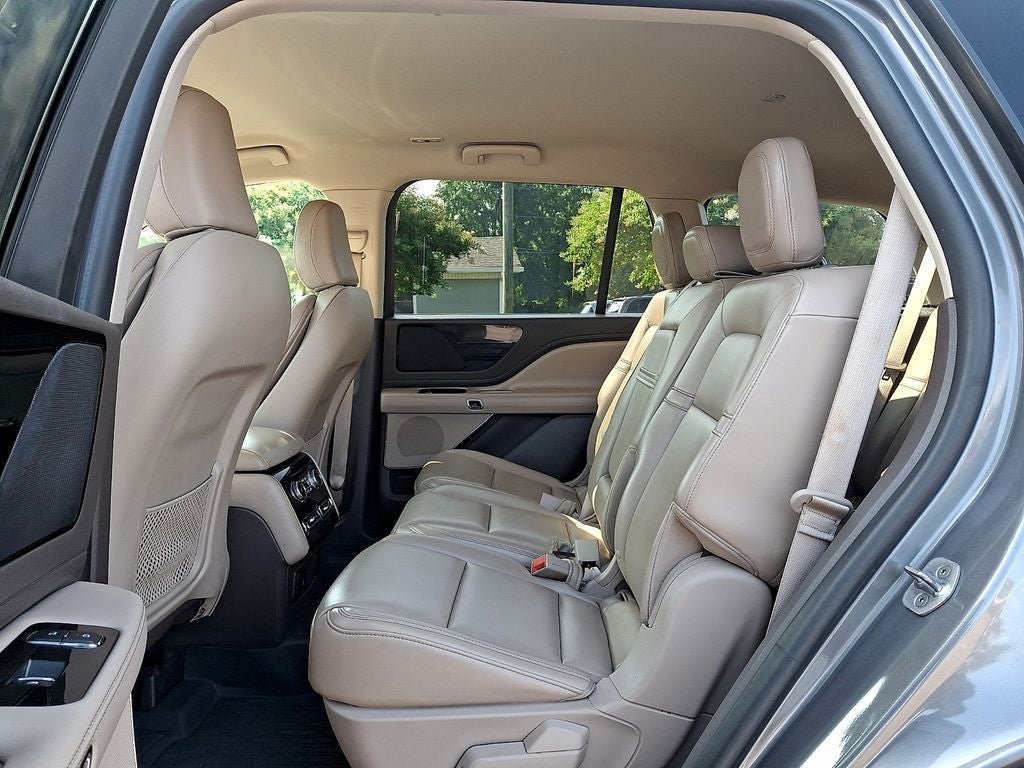 2022 Lincoln Aviator Standard