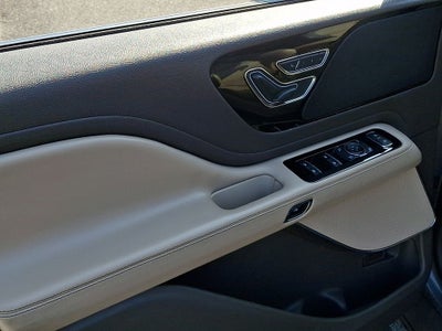 2022 Lincoln Aviator Standard