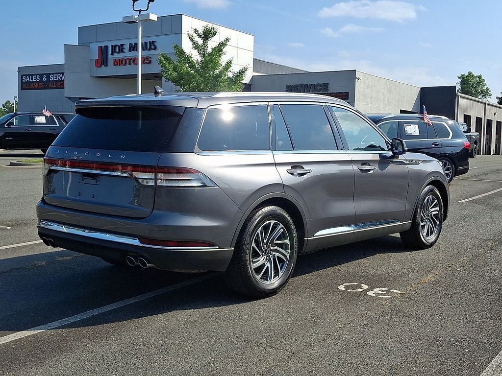 2022 Lincoln Aviator Standard