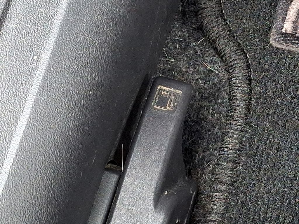 2020 Mitsubishi Mirage ES
