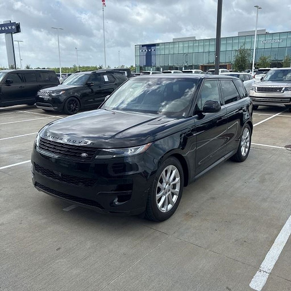 2025 Land Rover Range Rover Sport SE