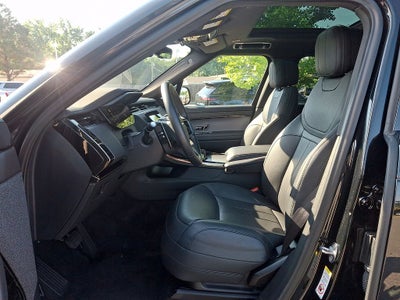2025 Land Rover Range Rover Sport SE
