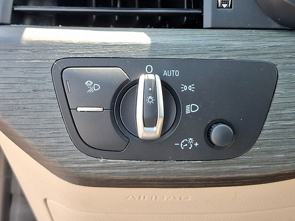 2022 Audi A4 45 S line Premium Plus quattro