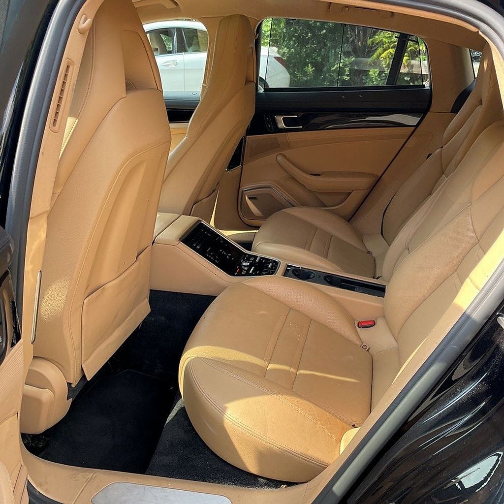 2017 Porsche Panamera 4S