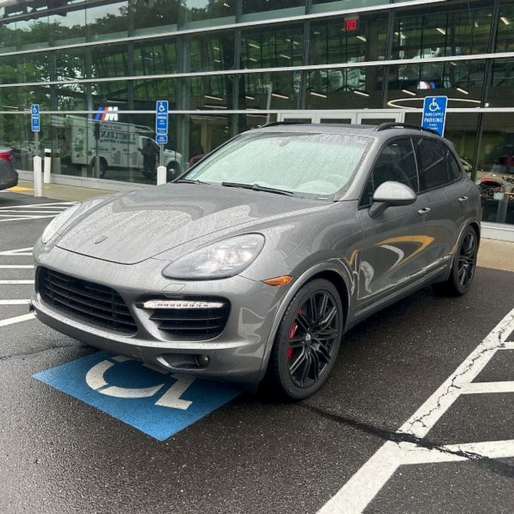 2014 Porsche Cayenne Turbo