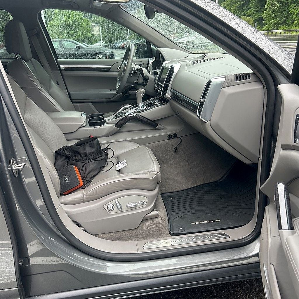 2014 Porsche Cayenne Turbo